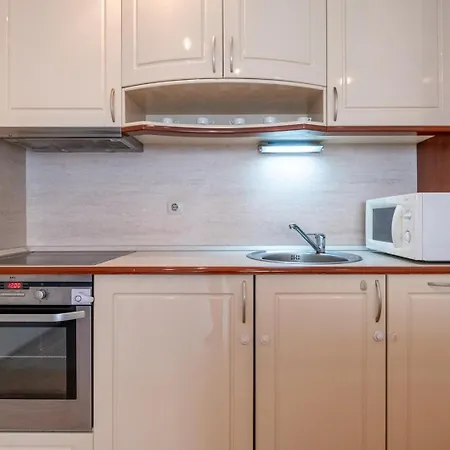Comfortable And Quiet 1bdrm Apt. Διαμέρισμα