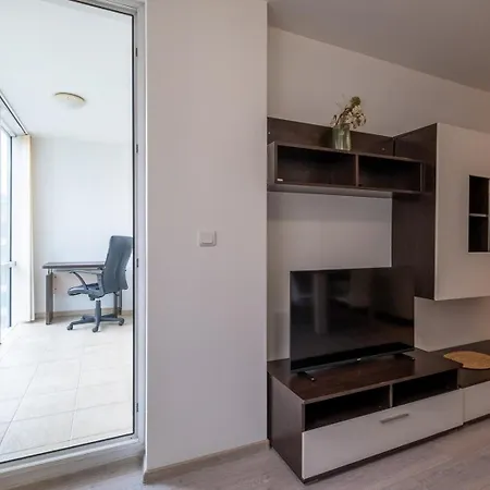 Lägenhet Comfortable And Quiet 1bdrm Apt. *