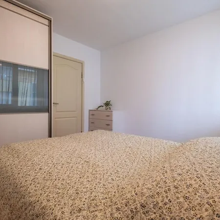 Lägenhet Comfortable And Quiet 1bdrm Apt.