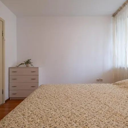 Lägenhet Comfortable And Quiet 1bdrm Apt. *